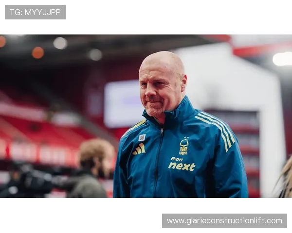 诺丁汉主帅新赛季战术革新，团队合作与年轻球员崛起体现明显优势