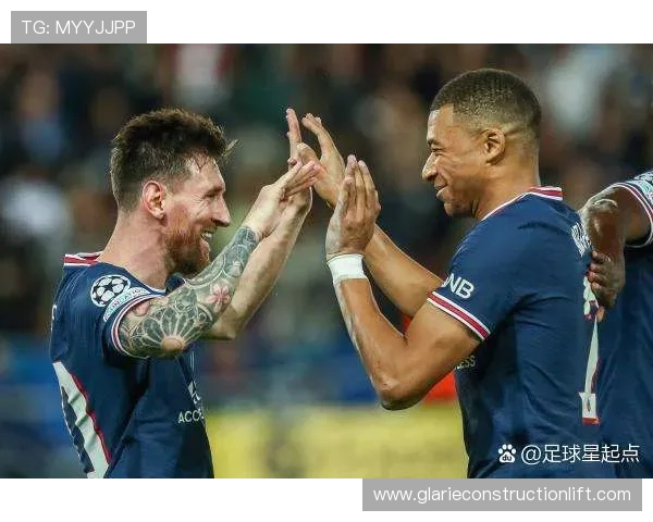 姆巴佩 vs 梅西:新老核心的战术角色与比赛影响力对比 姆巴佩 vs 梅西:新老核心的战术角色与比赛影响力对比